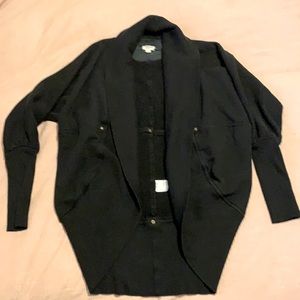 Super sweet navy blue shrug by wilfred